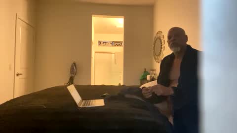 ebony online show from 02.12.25