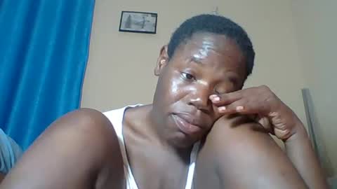 Snapshot of blacksexygal chatting on 07.23.26 SARAH online show from 07.23.26