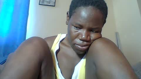 Snapshot of blacksexygal chatting on 07.25.26 SARAH online show from 07.25.26