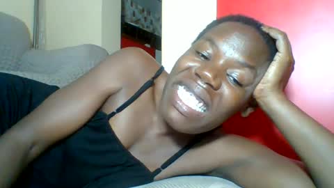 Snapshot of blacksexygal chatting on 07.28.26 SARAH online show from 07.28.26