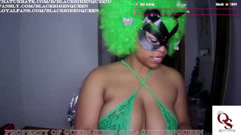 Snapshot of blacksirenqueen chatting on 10.01.25 Queen Siren online show from 10.01.25