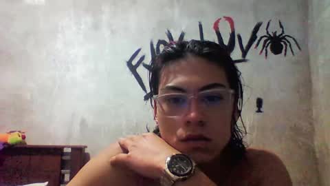 Snapshot of blade_sensual chatting on 12.01.25 blade_sensual online show from 12.01.25