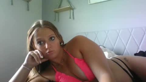 Snapshot of blairmorgan chatting on 05.27.26 blairmorgan online show from 05.27.26