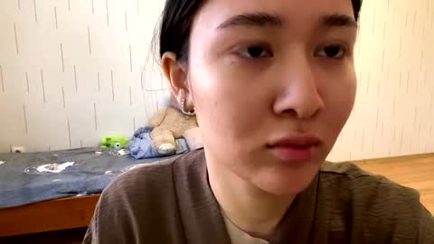 Mila online show from 04.17.26