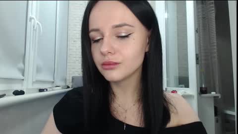 Snapshot of blairyates chatting on 10.16.25 BlairYates online show from 10.16.25