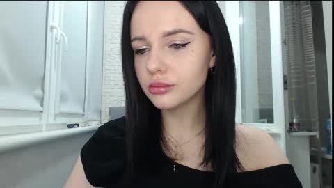 Snapshot of blairyates chatting on 10.17.25 BlairYates online show from 10.17.25