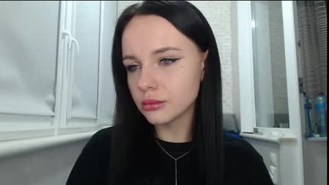 Snapshot of blairyates chatting on 10.19.25 BlairYates online show from 10.19.25