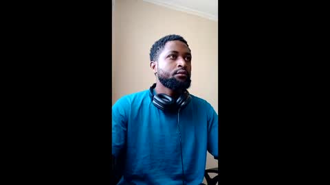 Snapshot of blakchiise chatting on 04.22.26 blakchiise online show from 04.22.26