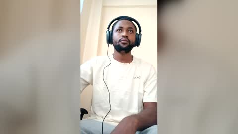 Snapshot of blakchiise chatting on 05.18.26 blakchiise online show from 05.18.26