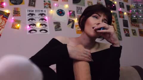 Britney online show from 04.18.26