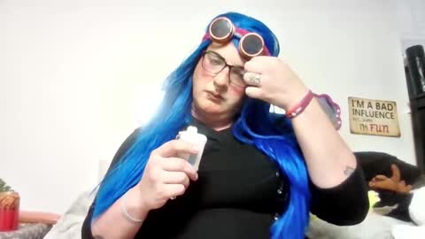 Snapshot of blakelytgirl chatting on 09.22.25 Blakely Morningstar online show from 09.22.25