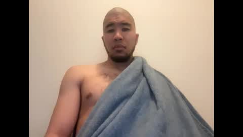 Snapshot of blasian4 chatting on 11.01.25 blasian4 online show from 11.01.25