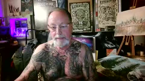 Snapshot of blindsurfer780299 chatting on 04.05.26 blindsurfer780299 online show from 04.05.26