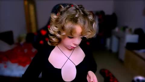 Nicole online show from 02.25.26