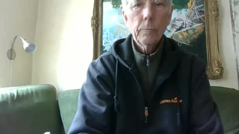 Snapshot of blomkuk chatting on 06.17.26 blomkuk online show from 06.17.26