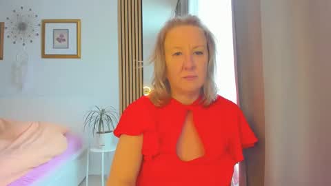Nicole online show from 02.06.25
