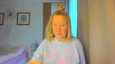 Nicole online show from 03.12.25