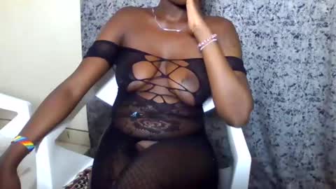 blonde_barby online show from 10.14.25