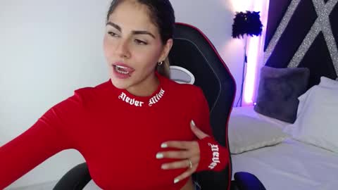 alejandra online show from 03.05.25