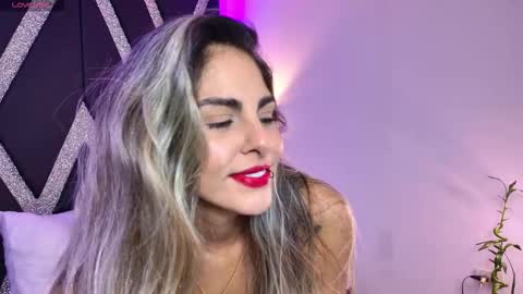 alejandra online show from 11.25.25