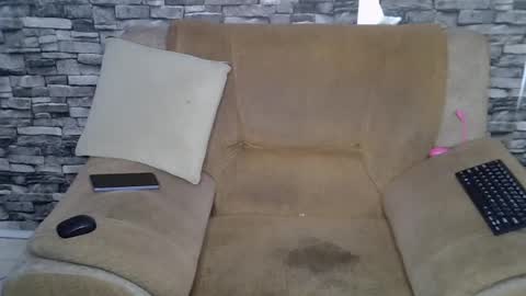 Snapshot of blonde_creamy chatting on 06.18.26 blonde_creamy online show from 06.18.26