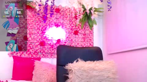 blonde_squirt_ online show from 03.05.25