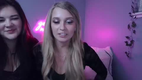 Blonde Stella online show from 01.19.25