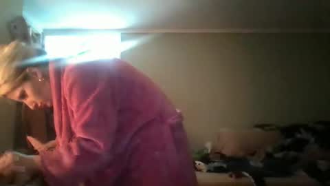 Snapshot of blondebellaaa3 chatting on 12.08.24 Gia  online show from 12.08.24