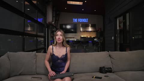 blondefoxsilverfox online show from 02.13.26