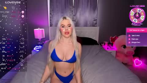 Snapshot of blondeprincess7 chatting on 02.04.25 Blondeprincess online show from 02.04.25