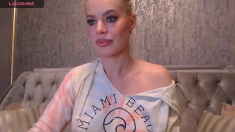 Helen online show from 09.29.25