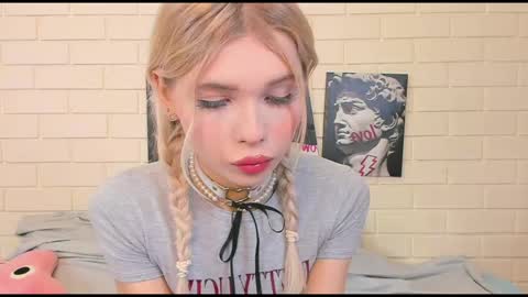 blondy_fina online show from 10.19.25