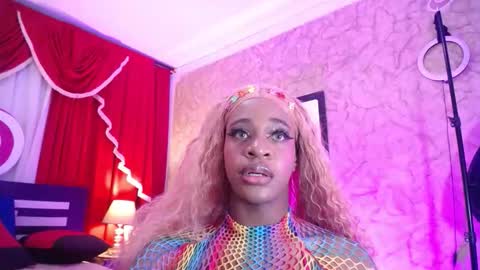 Snapshot of bloom_bbc chatting on 02.25.26 bloom_bbc online show from 02.25.26