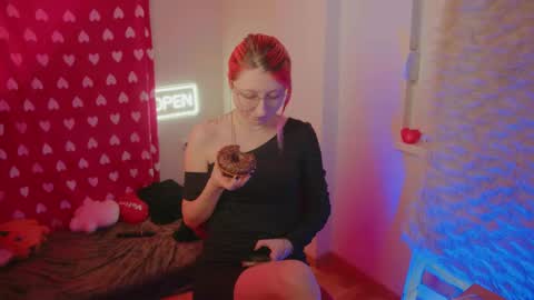 Bloom online show from 02.15.26