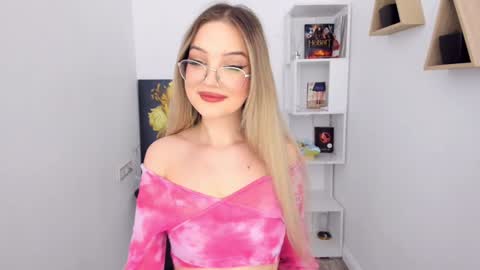 Sophia online show from 01.21.25