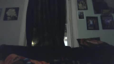 Snapshot of blowme19866 chatting on 01.28.25 blowme19866 online show from 01.28.25