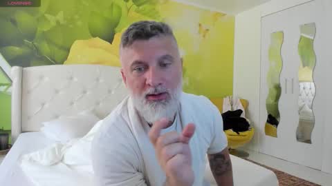 Snapshot of blowmyxxl chatting on 03.25.26 Nico online show from 03.25.26