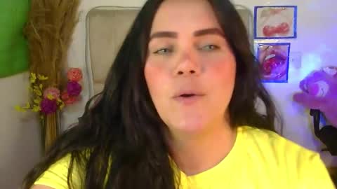 Snapshot of blue_angel33 chatting on 02.25.26 kate online show from 02.25.26