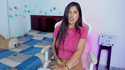 Linda  online show from 01.04.25