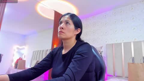 blue_tay1 online show from 09.10.25