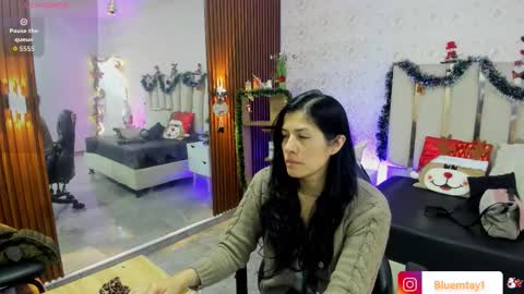 blue_tay1 online show from 12.16.25