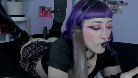 Snapshot of blueberry_____ chatting on 06.30.26 Sophie online show from 06.30.26