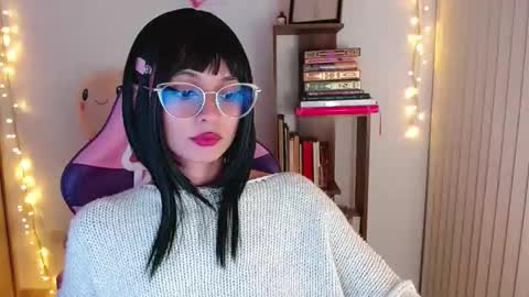 Im Abril .. Nice to meet you  thumb up me please its important  INDEPENDENT MODEL online show from 01.13.26