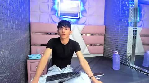Snapshot of blueestar03 chatting on 12.18.24 blueestar03 online show from 12.18.24