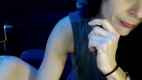 Blueeyedlie online show from 02.08.25