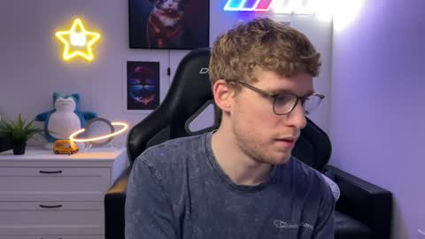 blueeyedtallguy online show from 12.04.24