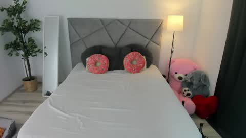 blueeyeslexxxy online show from 04.02.26