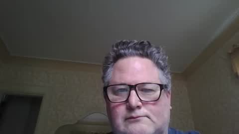 Snapshot of bluemoose70 chatting on 10.25.25 bluemoose70 online show from 10.25.25