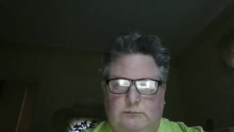 Snapshot of bluemoose70 chatting on 04.01.26 bluemoose70 online show from 04.01.26