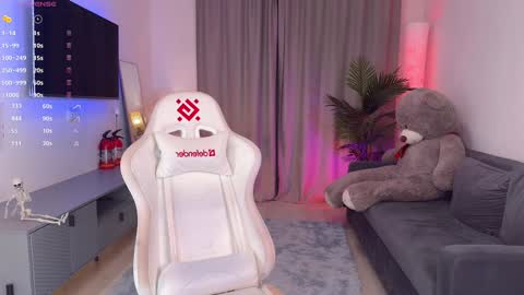 Mikki chan online show from 10.25.25